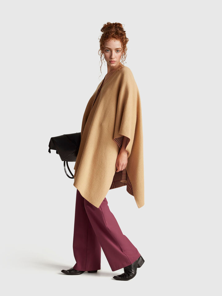 CAPE Women image number 3